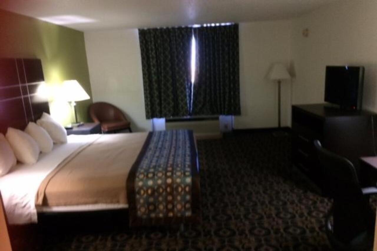 Travelodge By Wyndham Torrington Kültér fotó